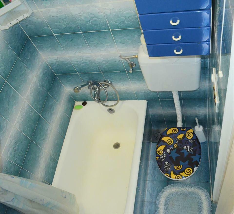 Apartman Rosa Pirovac Bagian luar foto