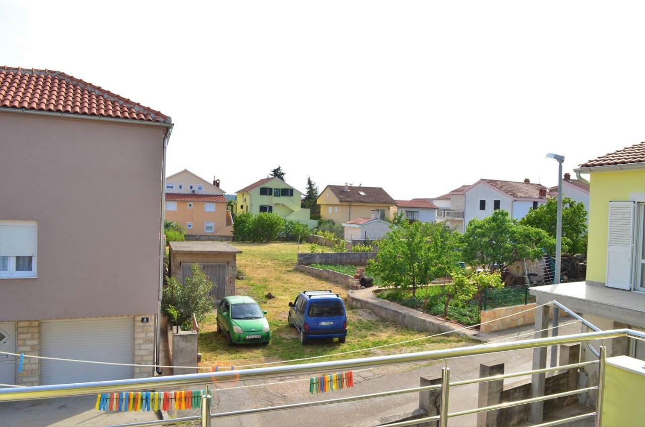 Apartman Rosa Pirovac Bagian luar foto